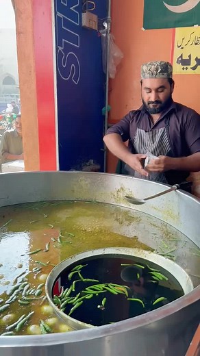 Authentic Traditional Cooking in Pakistan