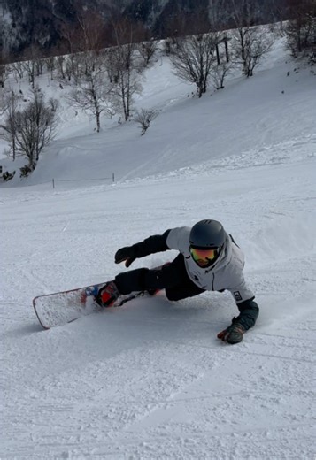 サークルターンだよお #スノボ #スノーボード #カービングターン #カービング #アルペンスノーボード #アルペン