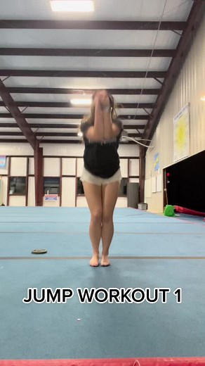 Our first jump workout circuit! #toetouch #tryoutready #cheerconditioning #gymnasticsconditioning #trainlikeagymnast #cheerldeading #cheertryouts #cheercoach #cheertips #cheertipsandadvice #tumblingcoach #gymnasticscoach