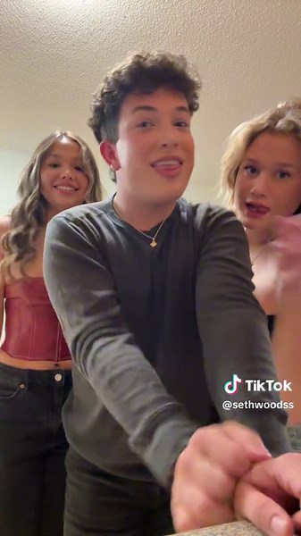 hi bar night 🫶 #barnight @kierin @lauren