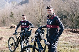 [Video] UNNO Factory Racing is Primed for World Cup DH