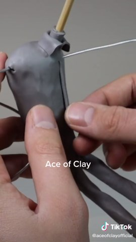 Slender Man! Full video up on my YouTube channel! #slenderman #creepypastas #sculpting #art #artchallenge #viralvideo #clay #aceofclay