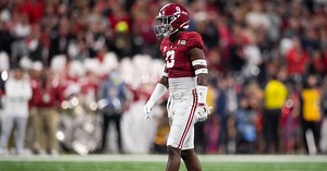 LOOK: Alabama defensive back confirms plans for 2022 season