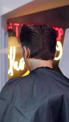 Working, it's a joy 🌪️ #wahlpro #wahlpro_vietnam #wahlprosea #wahlfamily #fade #fadehaircut #fadegame #hair #fades #barber #barbervietnam #barbershop #barbershopconect #life #lifestyle #classy #cantho #DATbarberclassy @Wahl Professional SEA @Reuzel Pomade #viral #fyp