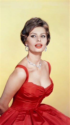 Top 7 MOST Beautiful Actresses of the 90s - 2000s: Then & Now 😱 Shocking Transformations