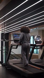 This is the only way I use a treadmill 😂 My fav part is 0:23 😝 Today I did 7 incline & speed at 4.5 while dancing for 20min! Outfit @gymshark | Code: KARINA @allyougotshow @yourpurposewithin @captured.bykarina | Karina Nicoldine