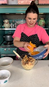 Y’all, this make-ahead breakfast casserole is so simple you’ll wonder why you haven’t been whipping it up every weekend! It’s downright perfect for Sunday brunch or anytime you’ve got a hungry crowd. It’s been a favorite on our table for years, and I bet it’ll become a tradition at your house too. ❤️ Get the recipe here➡️: https://tinyurl.com/34a4c68a | Mrs Happy Homemaker