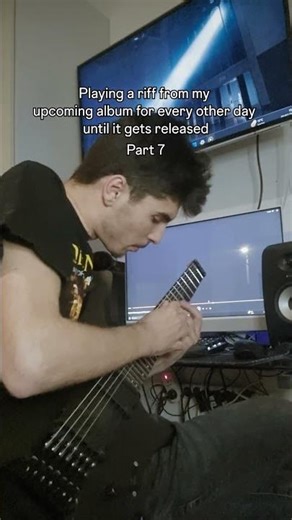Playing a riff from my upcoming album every other day until it gets released Part 7 #progmetal