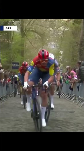 Hoping for less crashes then last year in Tour of Bruges…😳 #viral #cycling #vanderpoel #vanaert