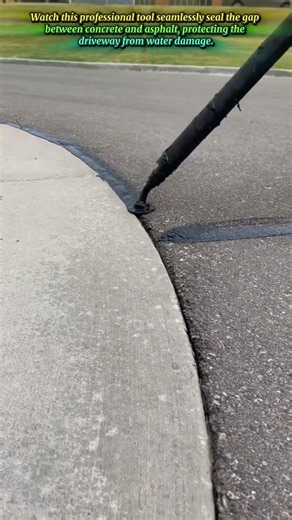 Driveway Repair Equipment Applies Hot Rubber Sealant Smoothly