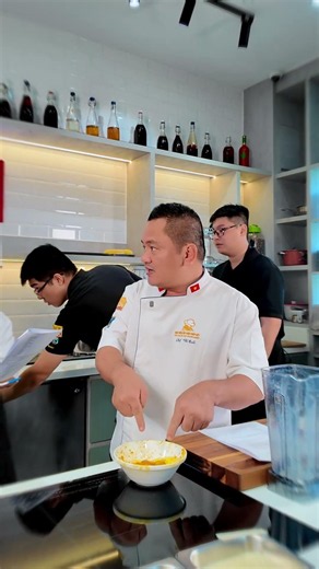 3 Cách Sơ Chế Lòng Đỏ Trứng Muối Nhanh Và Dễ Nhất