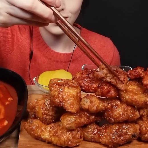 boki mukbang asmr #eatwithbokimukbang #bokieating #koreafood #eatwithboki #boki #withboki #bokimukbang #foodtiktok #trending #fypage #fypシ #foryou #foryoupage #fyp #viral #asmr #eating #mukbang #food #asmrboki