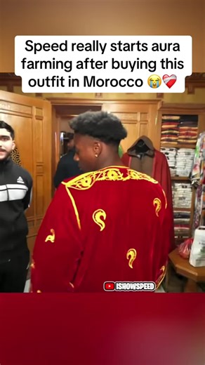 IShowSpeed's Shopping Adventure in Morocco: T-Shirt and More!