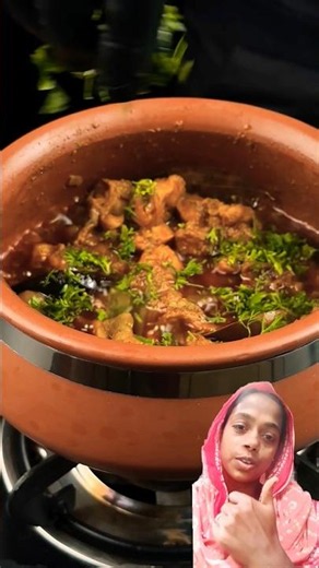 Chicken Handi Recipe in Clay Pot 🍗🔥 #shorts #recipe #cooking #chicken