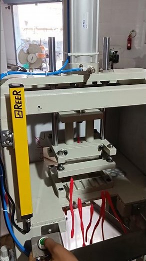 Plastic Runner Cutting press