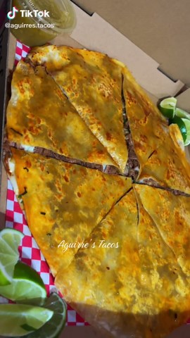 #pizzabirria #birria #mexicanfood #salemoregon #deliciousfood 2974 12th st se salem oregon 97302 📞971-374-39-99