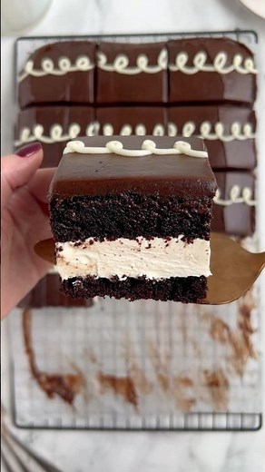 Viral Hostess Sheet Cake Recipe