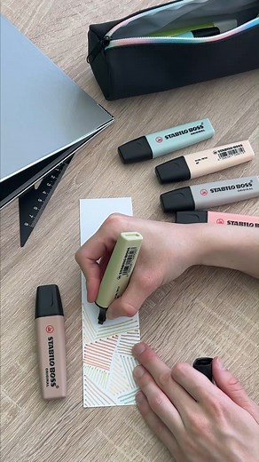 🎨 Level up your organization game with a splash of colour! 🌈 Use highlighters to design unique and eye-catching file labels. It's a fun and easy way to keep your notes and documents organized and easily identifiable. 🗂️ #OrganizationTips #DIYLabels #HighlighterHack #StudyHack #ColorfulLife #BossNatureCOLORS #STABILOSingapore | STABILO