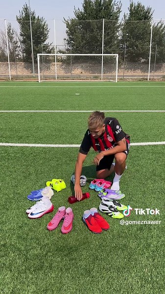 Probando juguetitos nuevos 👞😍 @futbolemotion | soccer ball