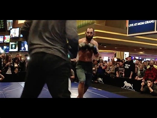 Johny Hendricks Looks Notably Leaner at UFC Fight Night 82 Open Workout