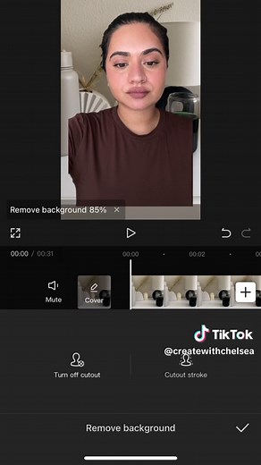 How to overlay your videos in capcut to create a dynamic and engaging green screen effect! This is great for producing educational and informational type of personal brand content and UGC for other brands! #capcuttutorial #greenscreenvideo #greenscreenhowto #ugctips #videoeditinghacks #ugc #ugccreatorstipsforbeginners