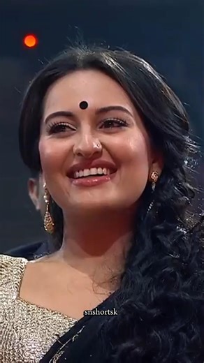 Mithun Chakraborty & Madhuri Dixit's Chemistry Brings the House Down 😍🌹|| Dance India Dance #shorts