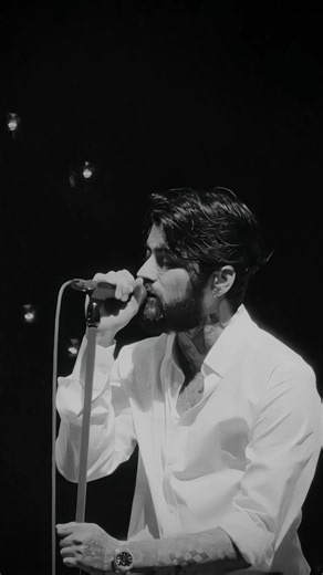 aura means ZAYN. #onedirection #zayn #zaynmalik #1d