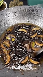 3.3M views · 40K reactions | joint pain Oil | hakeem Sarfraz +92 304 1111 555 #JointHealth #jointpain #health #healthylifestyle #viralvideochallenge | AlShaafi Online | Facebook