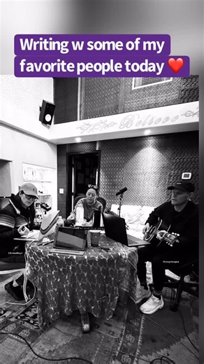 Writing with some of my favorite people today. I love the songs we write ✍️ together ❤️✨ and I love them 😃💭 #troyverges #ifiwerehillarylindsey #chrislindseysongs #songwriter | Aimee Mayo