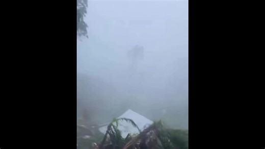 Listen to that wind! Hurricane Melissa impacting St. Elizabeth, Jamaica 🎥 - routzjamaica | Black Swamp Storm Intercept Team