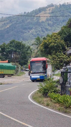 265K views · 5.8K reactions | Bus sumbar #foryou #busmania #bussumbar | Haikal Channel | Facebook