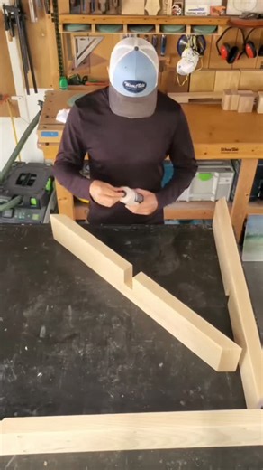 Assembling these solid ash X-Style table legs 👍👍👍 A clean, simple design but your angles and the half lap joints need to be perfect 👌 #woodworking #woodwork | Oscar wood craft