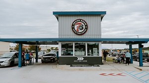 Viral drive-thru coffee shop 7 Brew to open second Cincinnati location | Going Up