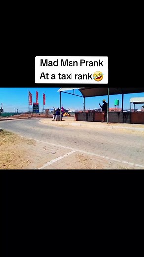 Mad Man Prank at a taxi rank🤣🤣🤣 #drjovialpranks #sirjovialcomedy #sirjovial_sa