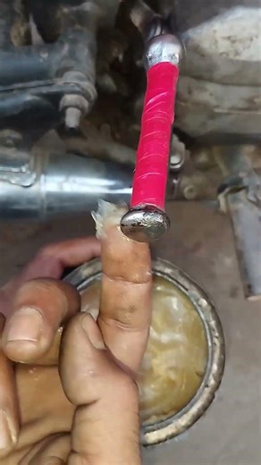 Easy Super! Motorcycle ✍️💯 Gear Handle Rubber Trick (No Tools Needed) | Pro Mechanic Hack! 📼💎