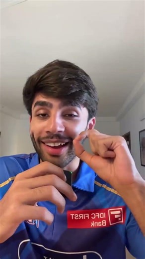 Aap konsa music app use karte ho?