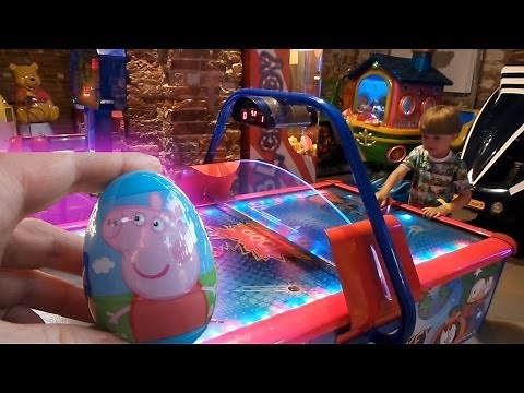 Peppa Pig Stuff: Surprise Egg, Play-Doh Figure. Some Fun at Night !​