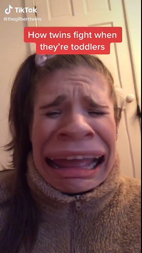 Based on a true story #twins #funny #fight #fyp #foryou #foryoupage#voiceeffects