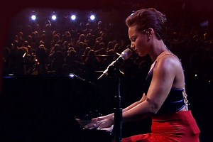 Alicia Keys Performs 'Adventures of the Gummi Bears' Theme Song Live on Fallon
