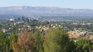 4k Shot of Woodland Hills in Southern California Circa 2015