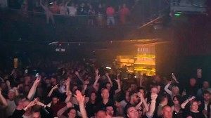 That was insane energy for Affinity Events 10th birthday 🥳 This is 3am and everyone is still rocking the dancefloor 😍 Thankyou, you were amazing! Next date for me on the Emerald Isle is the 27th December at the @telegraph venue in Belfast Northern Island 😎❤️ Hope you can make it ✌️🙌🥰 | DJ Lisa Lashes