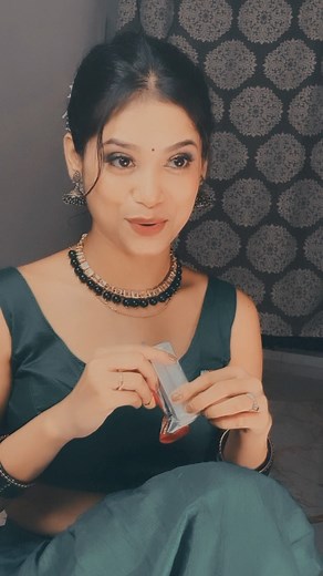 Arisha Roy Chowdhury | Favourite chocolate konsa hein? Mine-kitkat🍫 #southindian #southmovie #southdialouge #chocolate #kitkat #favourite #dialouge #expression... | Instagram