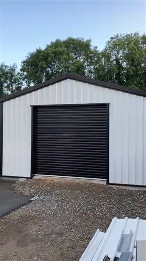 ⚪🖤 Could this be your dream shed? Check out this 10m x 5m x 2.5m DF Shed with black flashings — sleek, strong, and ready for anything! 🏡💪 Drop a 🔥 if you’d love one like this! 📞 028 8627 3100 📧 Dean@dfshedsltd.com | Diane@dfshedsltd.com | Tanya@dfshedsltd.com #DFShedsLtd #CustomSheds #ShedGoals #WorkshopVibes #BuiltToLast #WhiteAndBlack #ShedTok #FYP #DreamShed #NorthernIrelandBusiness | DF Sheds Ltd