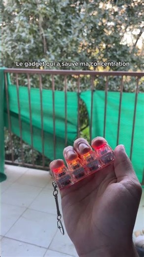 Le mini clavier mécanique led , parfait pour nous les tdah...Plus d'info sur mon profil#pourtoi