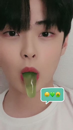 사슴벌레먹방: 자연의 맛을 즐겨보세요