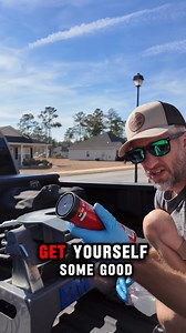 So you bought a fifth wheel… but now you’re wondering what you tow it with or how the hitch even works? Here’s the quick breakdown. 🔧🔥 The head, the base, the puck system, tightening your pins, and the MOST important tip — grease is your best friend in RV life. A clean, properly greased hitch makes towing smoother, safer, and a whole lot easier. Whether you’re brand new to towing or setting up a new truck, this is exactly how to get your hitch locked in and ready for the road. Got questions ab