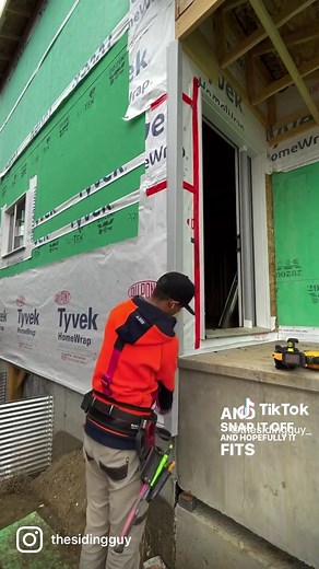 How to Notch Out a Corner Post for Vinyl Siding Installation