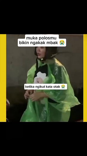 907K views · 17K reactions | njengkelii tenan iki wedo'an. nanyak kapan berhenti hujan  #realls #trending | Nur Hayati Siti II | Facebook