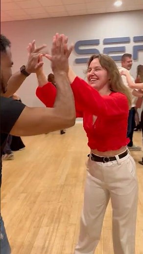Dancing is Fun! This is a look into our Bachata class at Salsa Sensation in Eindhoven 🤩