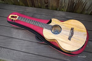 Flight Fireball EQ-A Baritone Ukulele - REVIEW